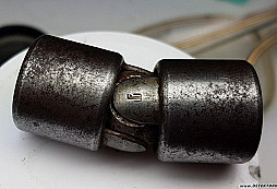 Součástka, snad z německého letadla?