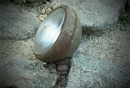 Světla vozidel na určení