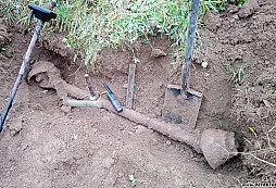 Sudetská kardanka a otvírák na dopisy