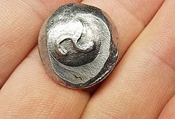 Prosím o určení staršího nálezu z lesa