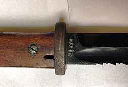 Bajonet + závesník afrikakorps?