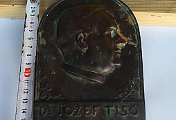 Identifikácia plakety