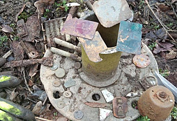 ID na určení plus lágr mr...k