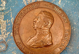 Medaile 50 let reichu