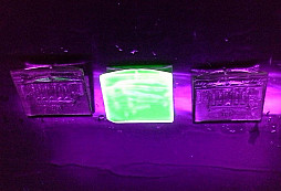 Winter-Hilfs-Werks z uranového skla