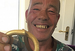 Štěstí začátečníka – "karabina" za 11 tisíc liber