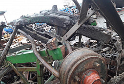 Automobiles Mathis v kovošrotu