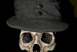 Jedna zachráněná M43 feldmutze