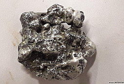 Menší stříbrný slitek