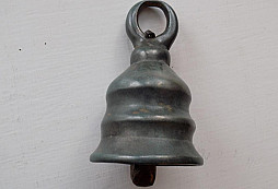 Bronzový zvonek