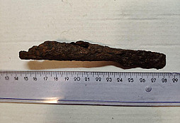 Nôž s tulejkou pre Rossyho