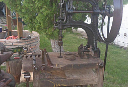 Určení stáří vrtačky