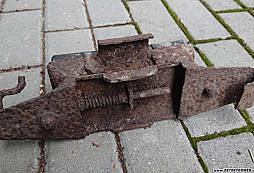 Díl pásu a kolo z německé techniky