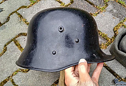 Rohatka, čepice a bodáky