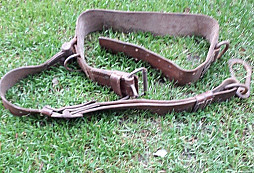 Opasek ze smetiště