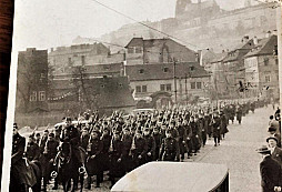 Dotaz na uniformy, rok 1928 - doplnění fotek