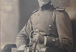 Určení druhu vojska a typ uniforem