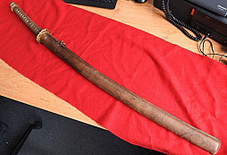 Japonská dôstojnícka katana z 2. polovice 14. storočia
