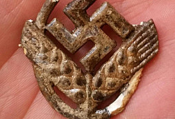 RAD, knofle, spona a jiné