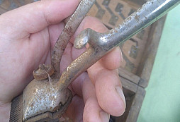 Bednička z povaly plná vecí  II.