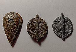 Winterhilfe WWII - zimní pomoc a germánský štít