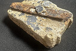 Identifikace součástky u bývalého letiště