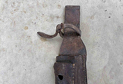 Kto poradi - stare zavesniky