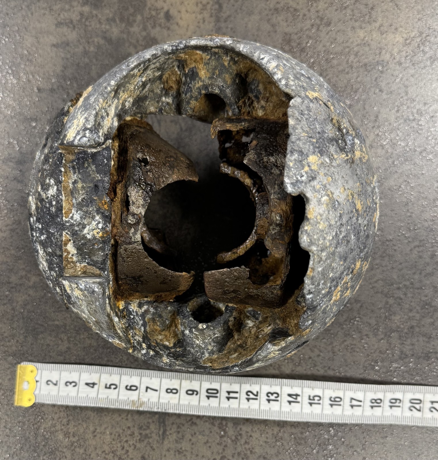 Identifikace součástky z okolí bývalého německého letiště