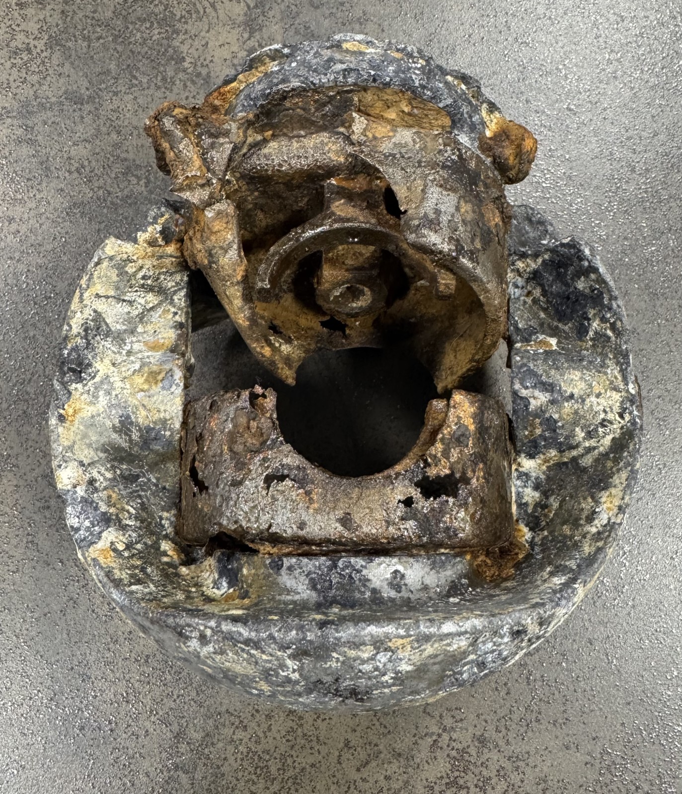 Identifikace součástky z okolí bývalého německého letiště