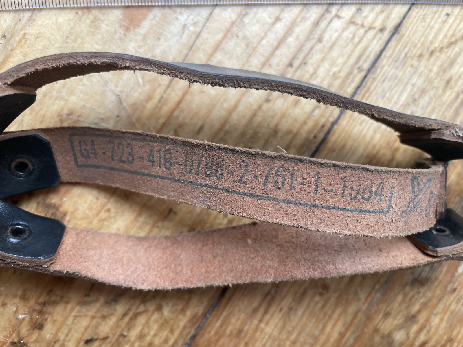 Jakési řemeny ČSLA - prosba o určení