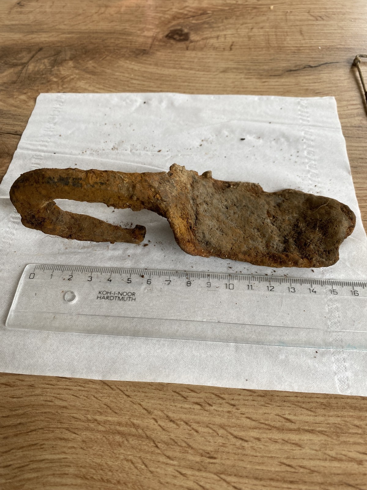 Identifikace nálezů ze staré lesní cesty