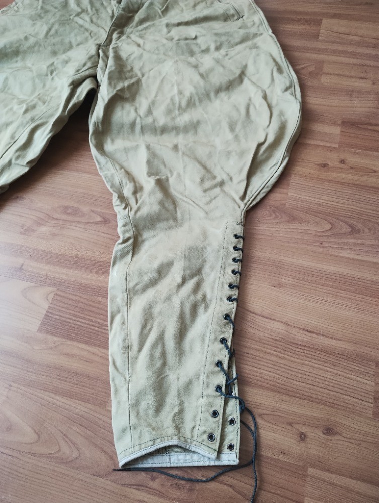 Kalhoty na určení