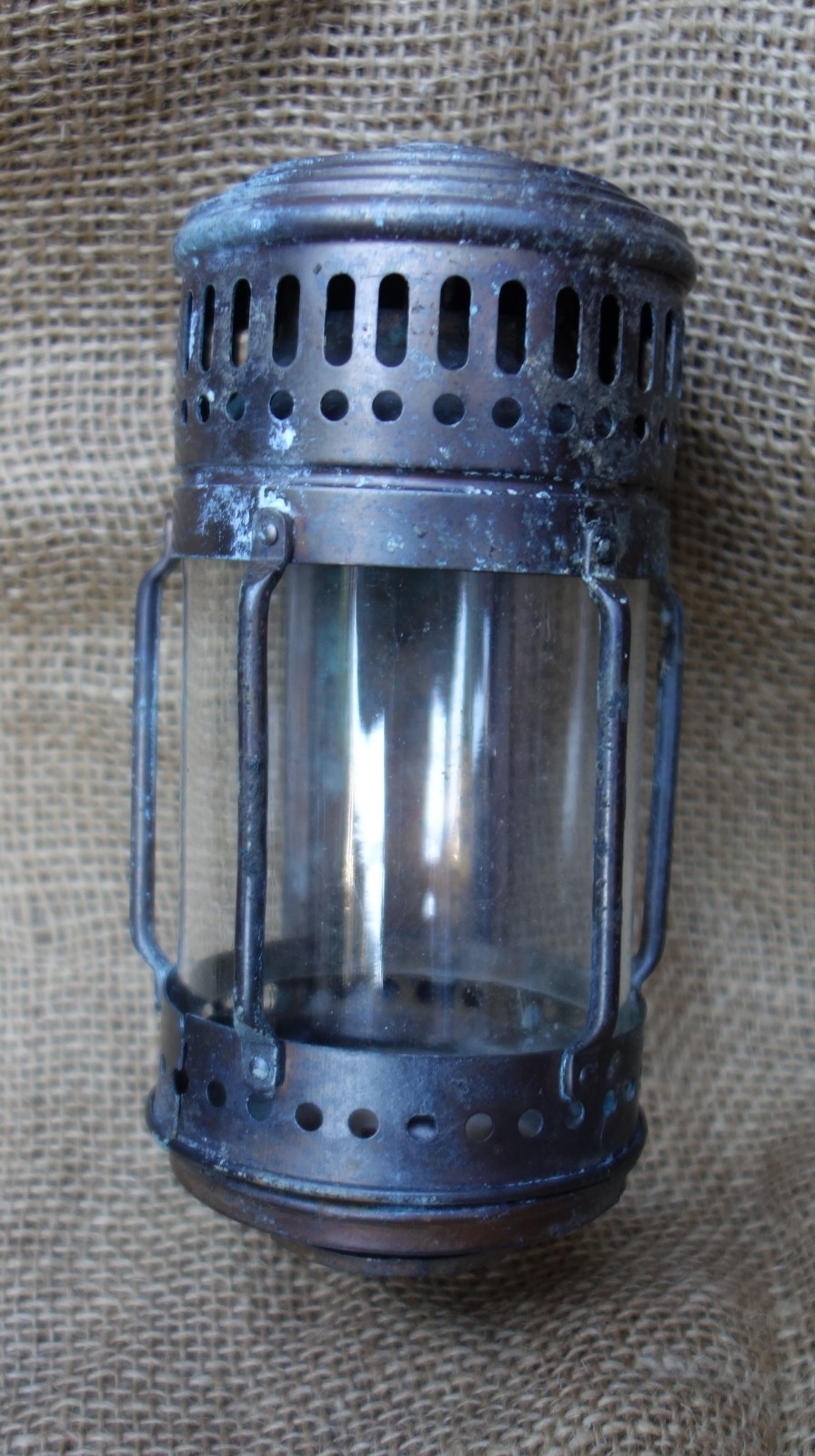 Lampa nouzového osvětlení vagónů říšských drah