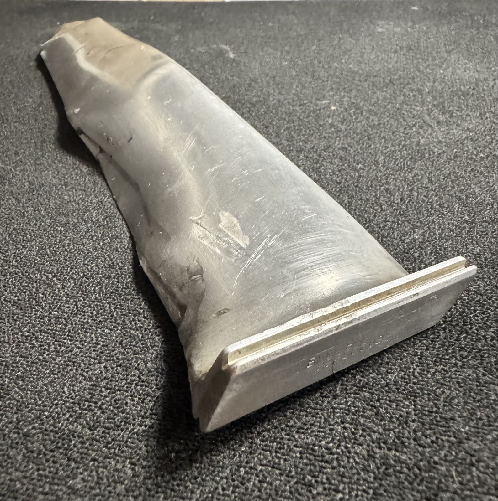 Lopatky z motoru Wright J65